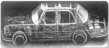Рис. 4. Изображение легкового автомобиля в обратно рассеянном рентгеновском излучении, полученное с помощью системы “MOBILSEARCH”.